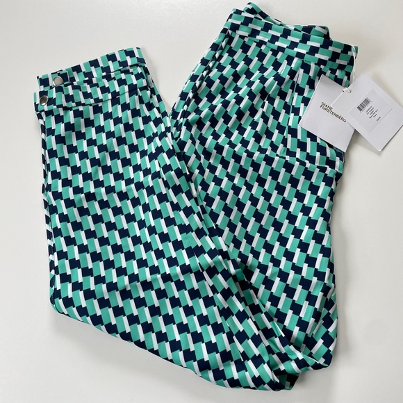 ✨DIANE VON FURSTENBERG✨ NWT Madison Square Shift Mint Trouser Sz US 6 (SM) - Picture 2 of 5